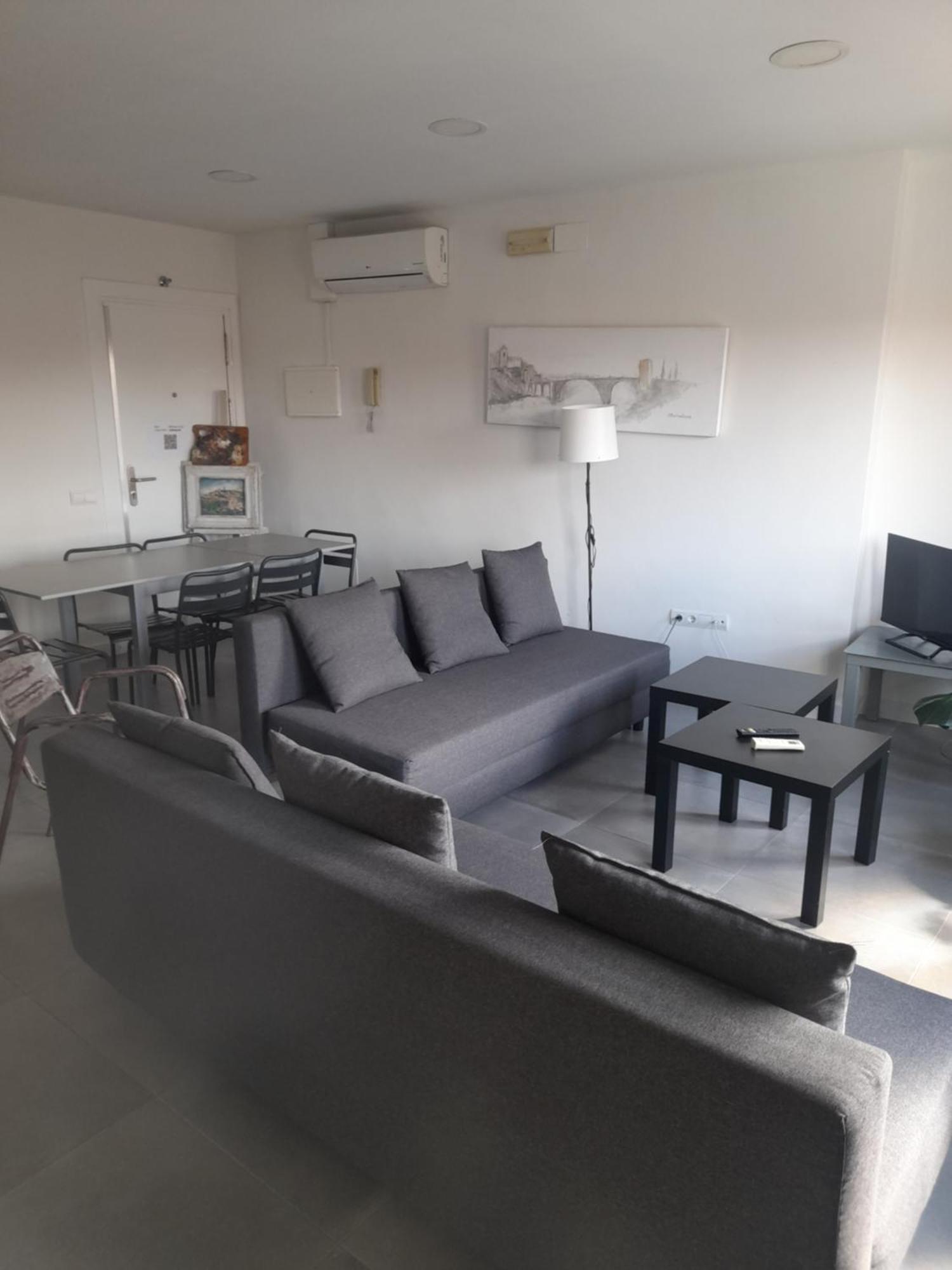 Toletum Low Cost Lofts Diafanos O 2Dormitorios Parking Municipal Gratis Al Aire Libre A 100M Toledo Dış mekan fotoğraf